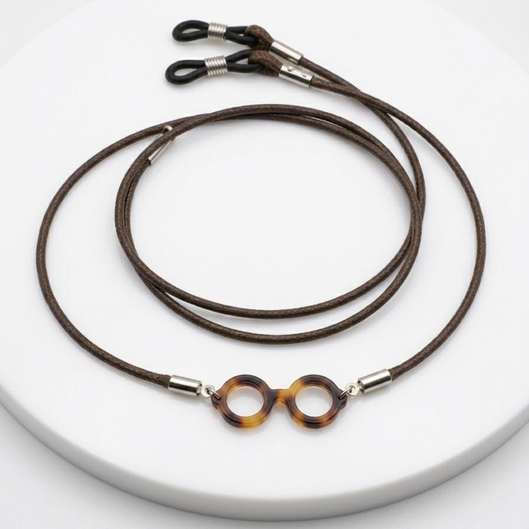 Cuelga-gafas con detalle